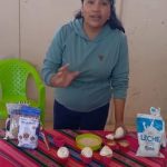 Profesora en la elaboración de recetas saludables